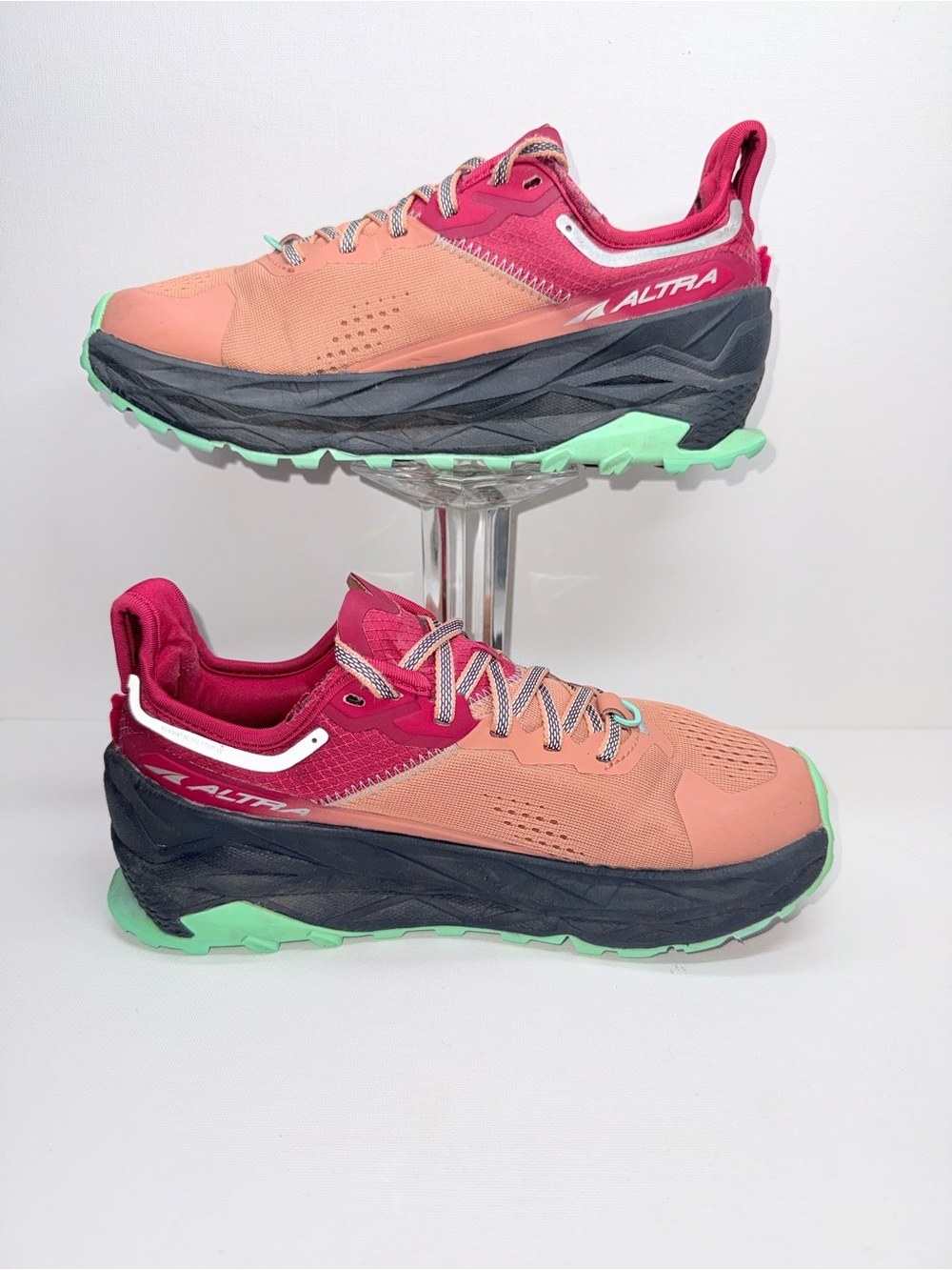 Altra Women's Olympus 5 Trail Shoes - Coral Peach & Magenta - Picture 2 of 8